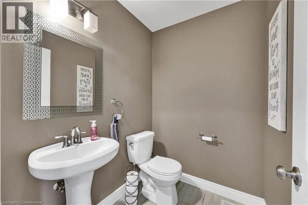5 OLIVER Crescent