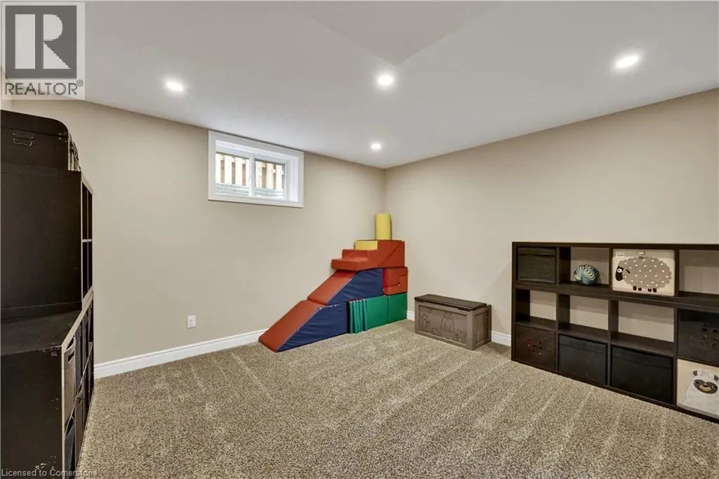 5 OLIVER Crescent
