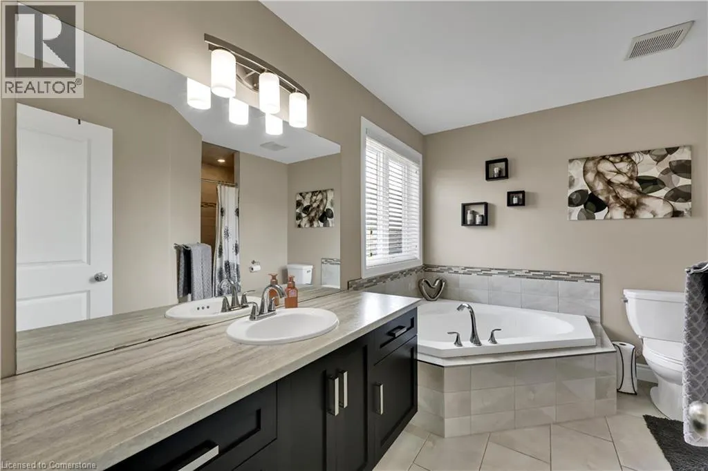 5 OLIVER Crescent