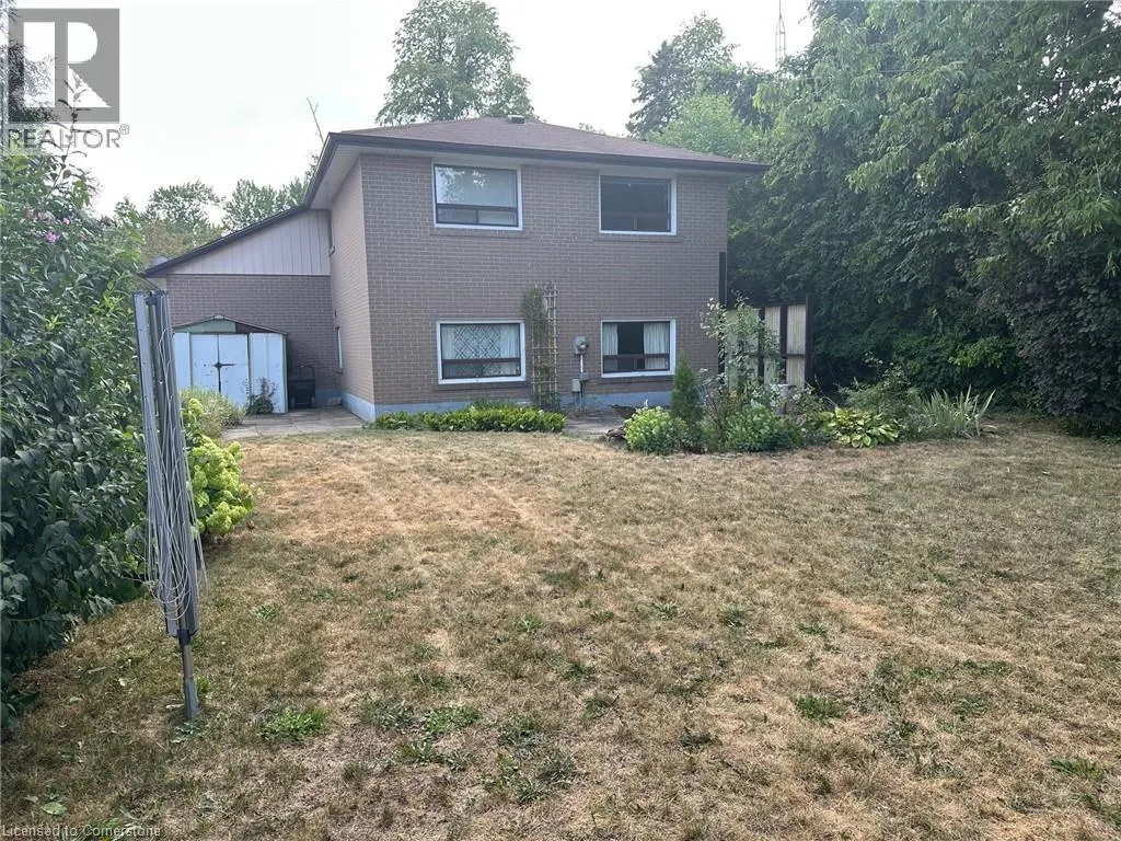 1588 HOBBS Crescent