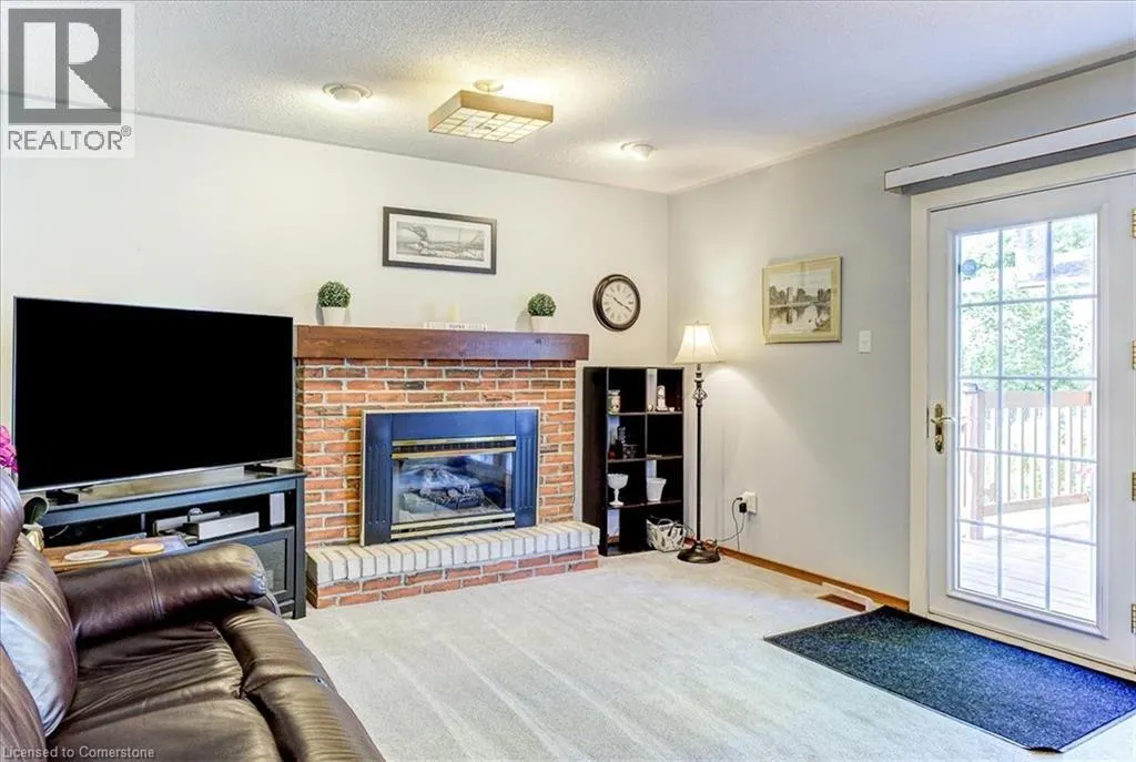 12 MILLER Crescent