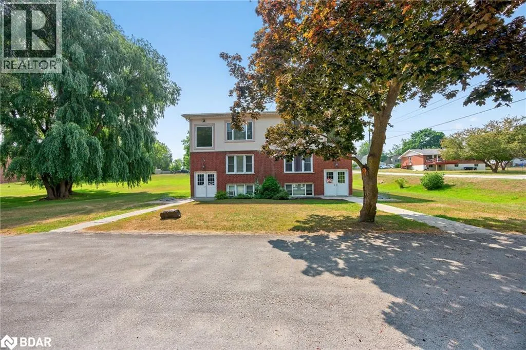 195 LOUISA ST Street