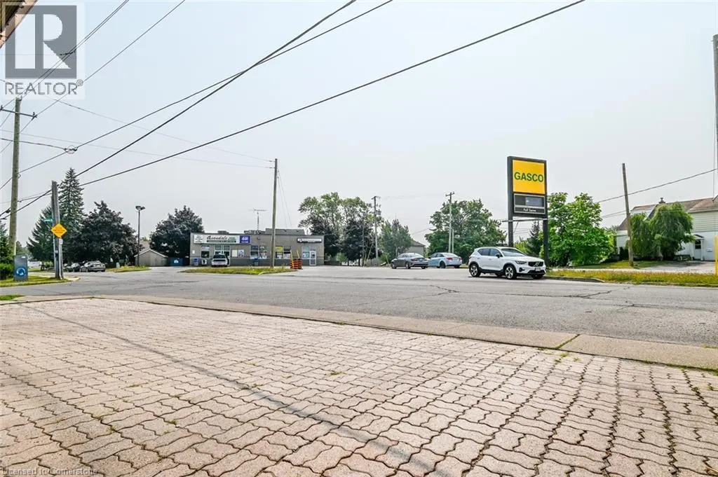 126 TOWN LINE  Road W