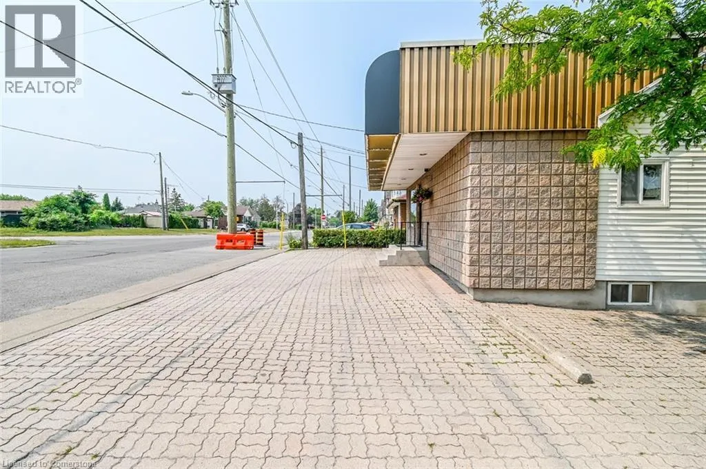 126 TOWN LINE  Road W