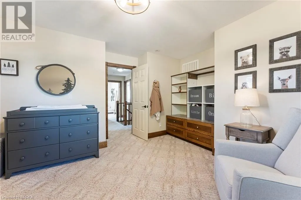 182 GOVERNOR'S Road E