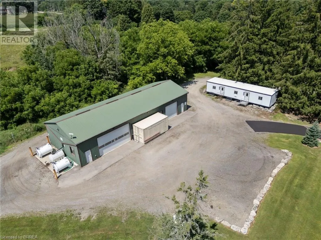 182 GOVERNOR'S Road E
