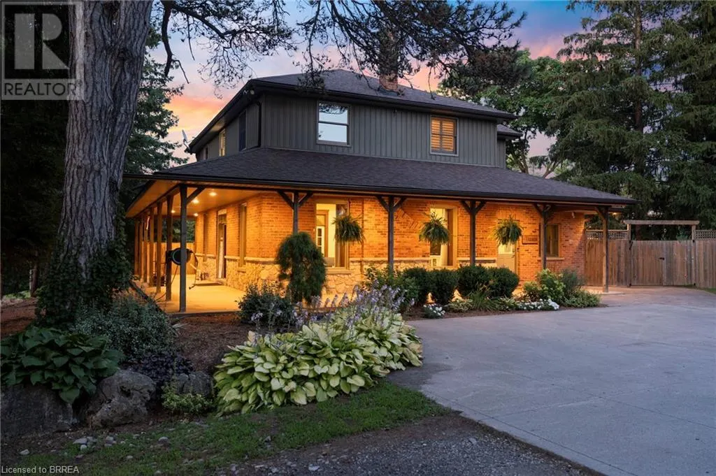 182 GOVERNOR'S Road E
