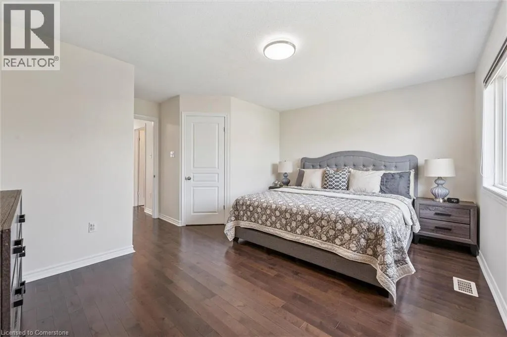 24 WILKIE Crescent