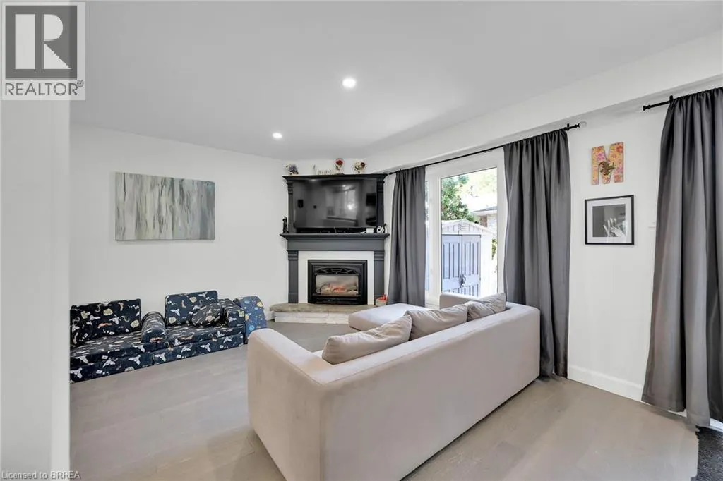69 GARDEN Crescent