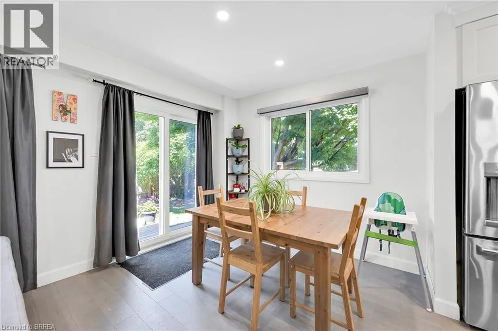 69 GARDEN Crescent