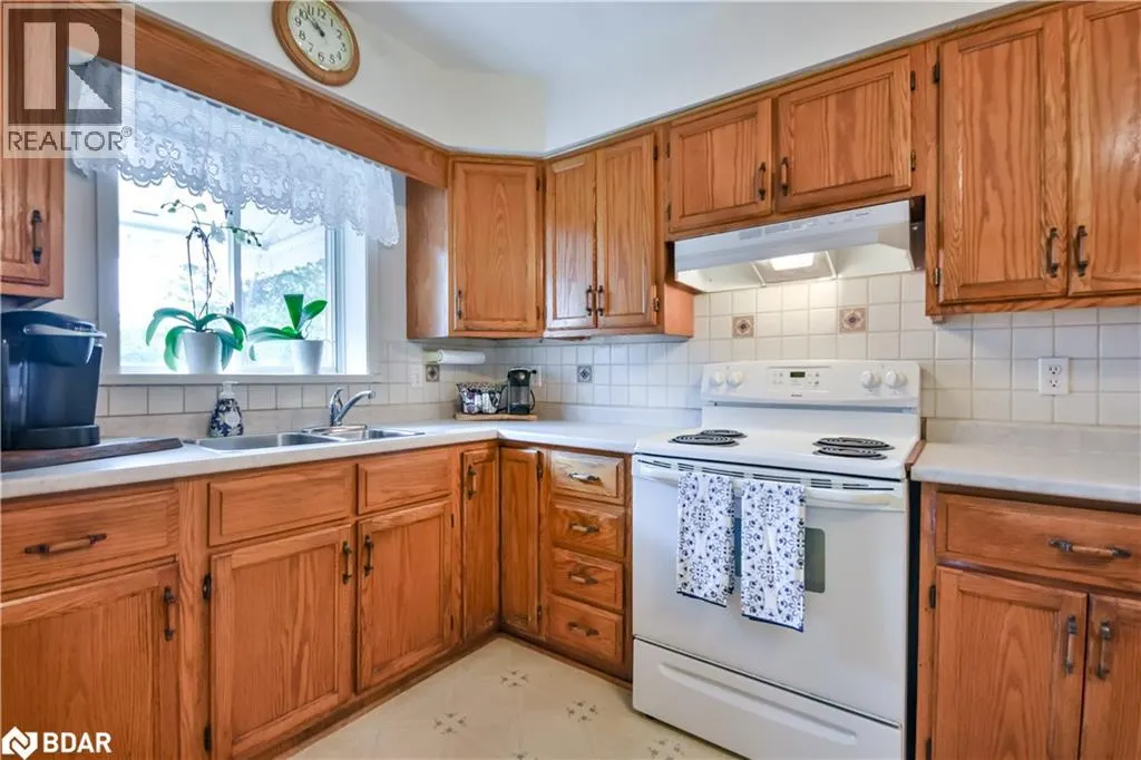 80 PARKSIDE Drive