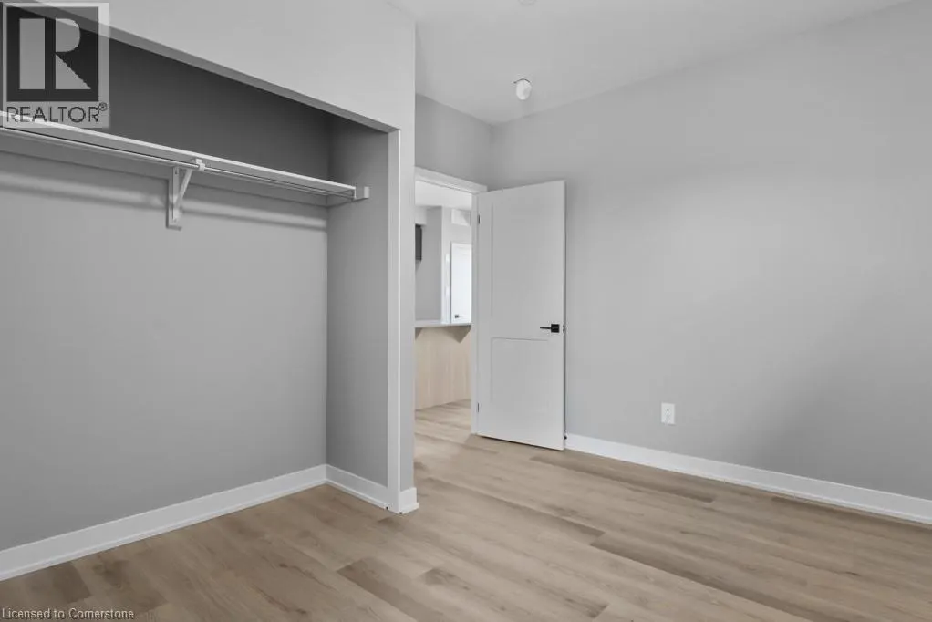 5002 KING Street Unit# 202, #202
