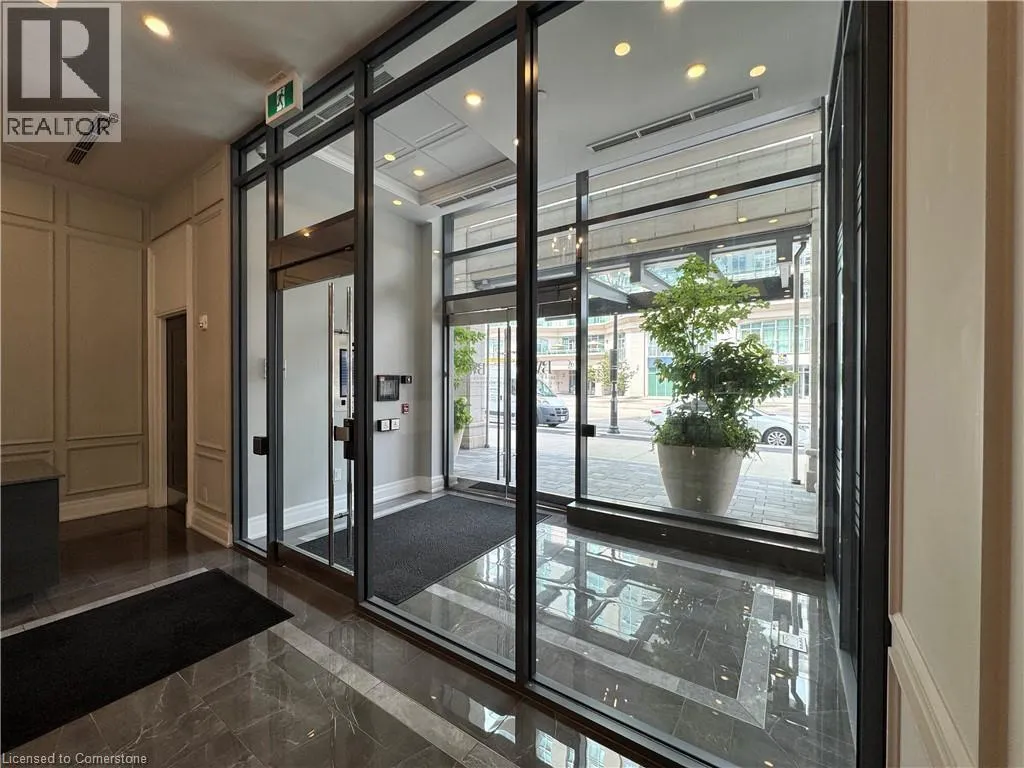 2060 LAKESHORE Road Unit# 405, #405