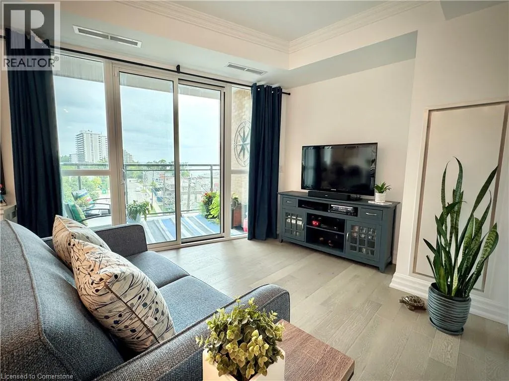 2060 LAKESHORE Road Unit# 405, #405