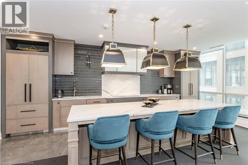 2060 LAKESHORE Road Unit# 405, #405