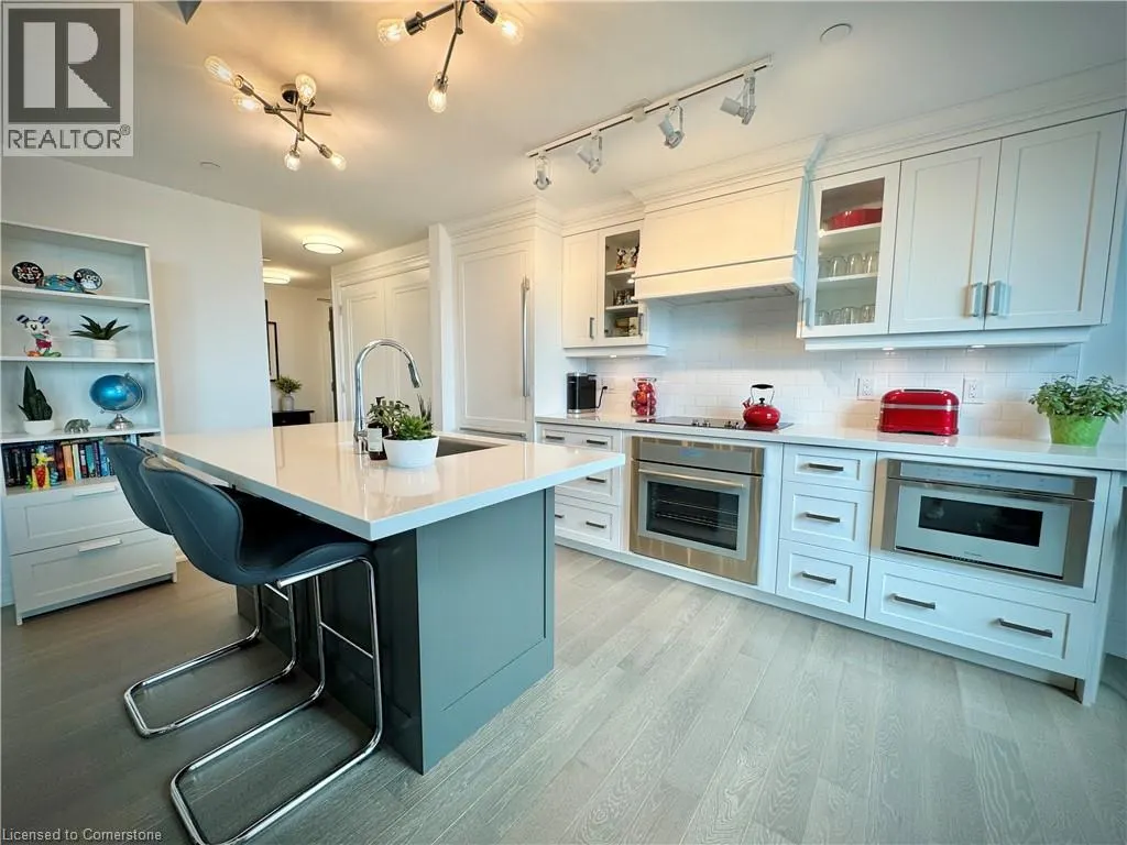 2060 LAKESHORE Road Unit# 405, #405