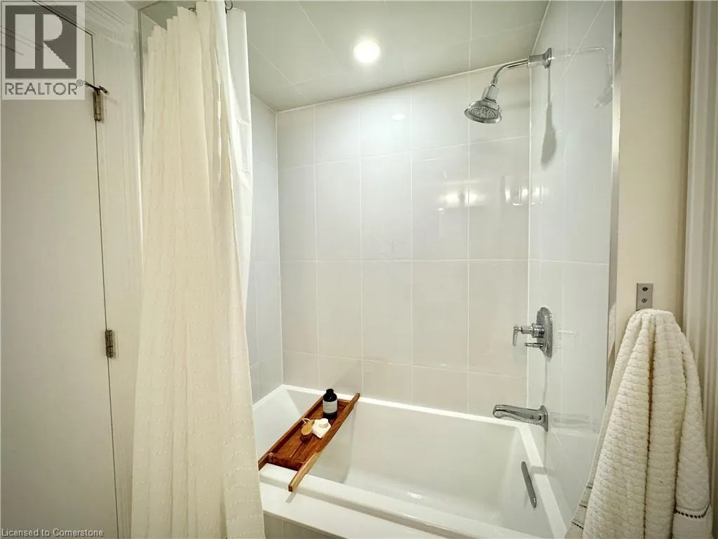 2060 LAKESHORE Road Unit# 405, #405