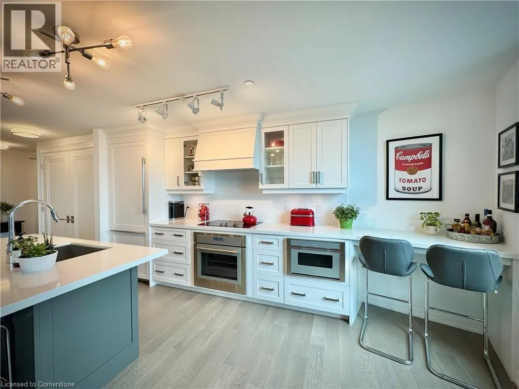 2060 LAKESHORE Road Unit# 405, #405