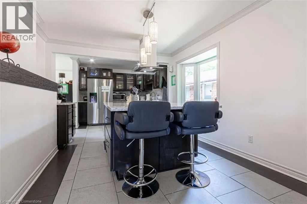 3438 ENNISKILLEN Circle