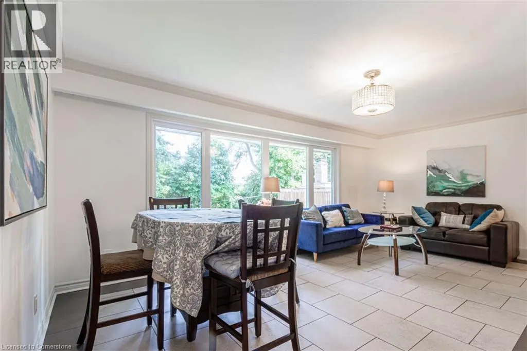 3438 ENNISKILLEN Circle