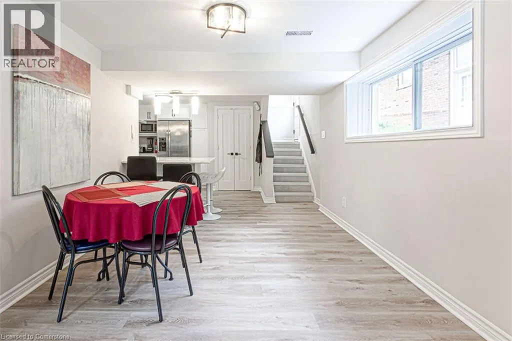 3438 ENNISKILLEN Circle