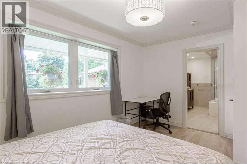 3438 ENNISKILLEN Circle