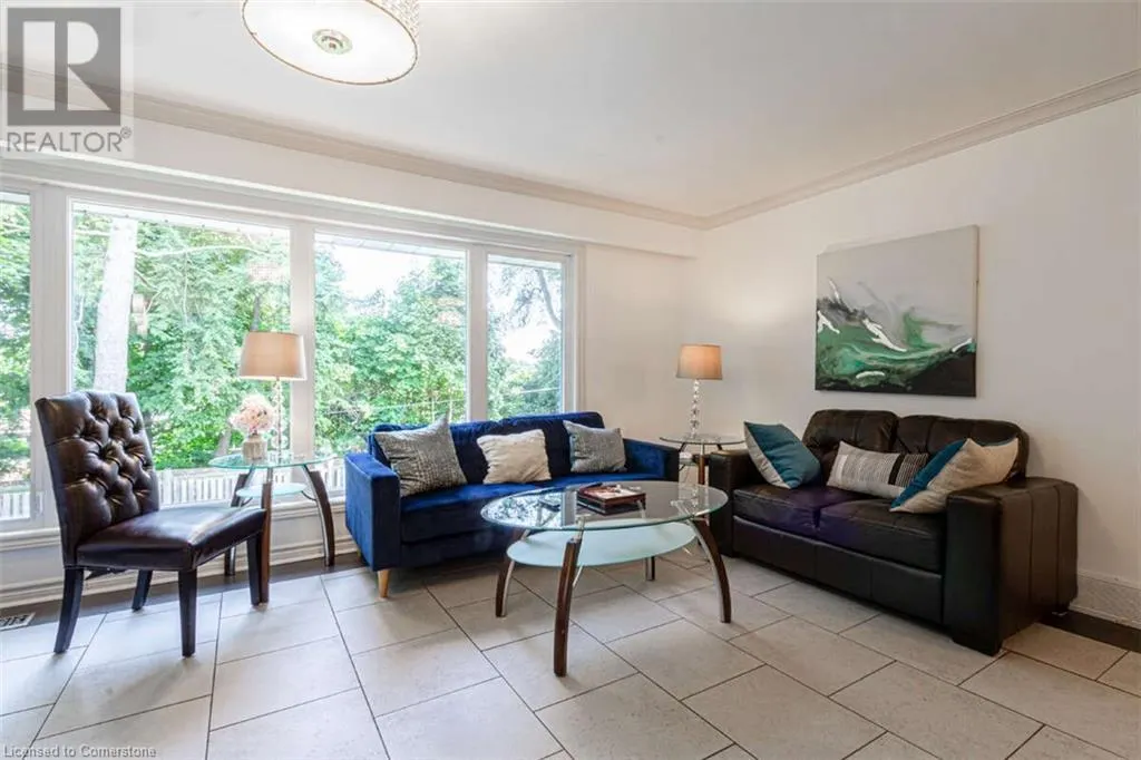 3438 ENNISKILLEN Circle