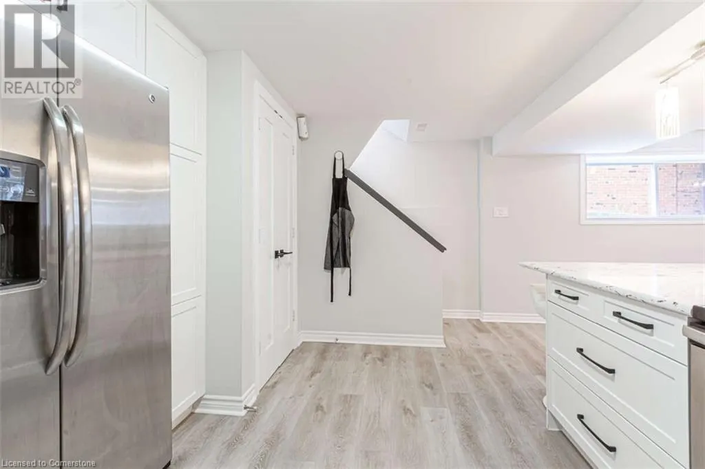 3438 ENNISKILLEN Circle