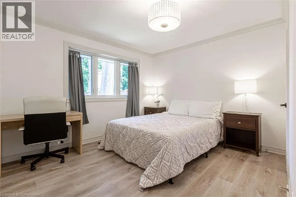 3438 ENNISKILLEN Circle