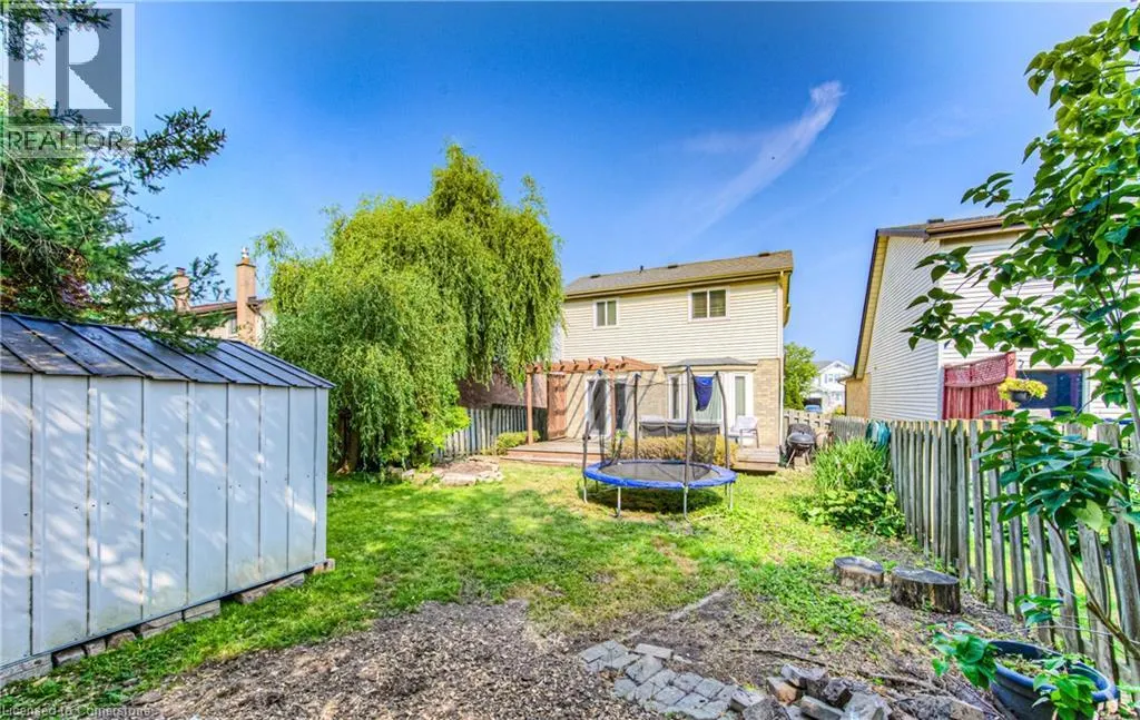 582 DRUMMERHILL Crescent