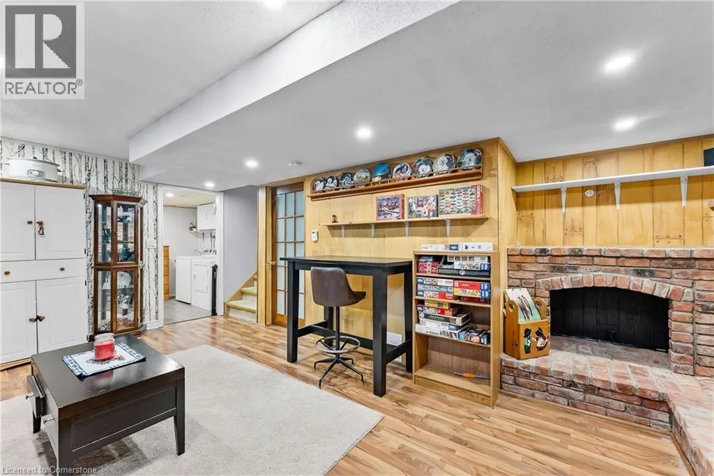 49 GROVE Avenue