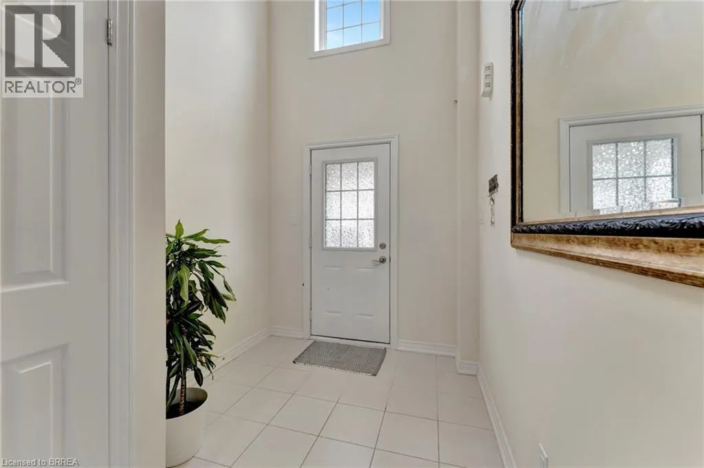 755 LINDEN Drive Unit# 10, #10