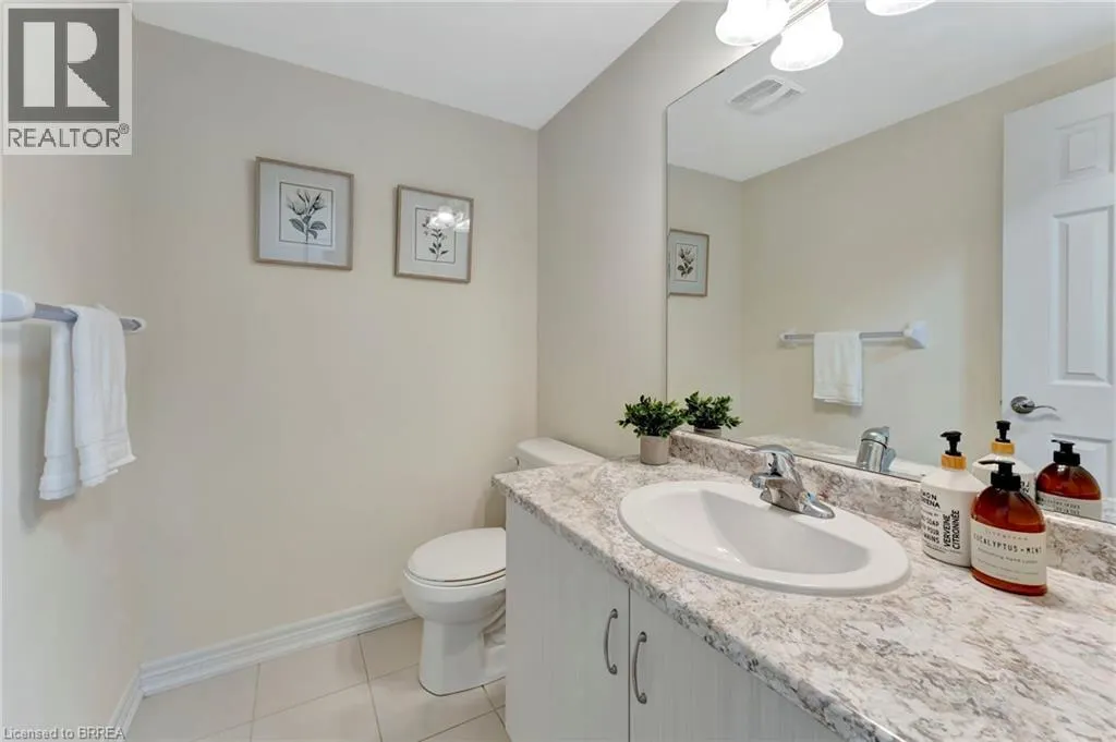 755 LINDEN Drive Unit# 10, #10