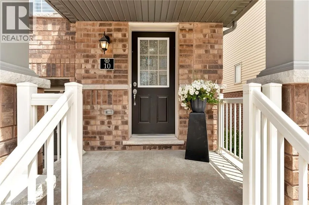 755 LINDEN Drive Unit# 10, #10