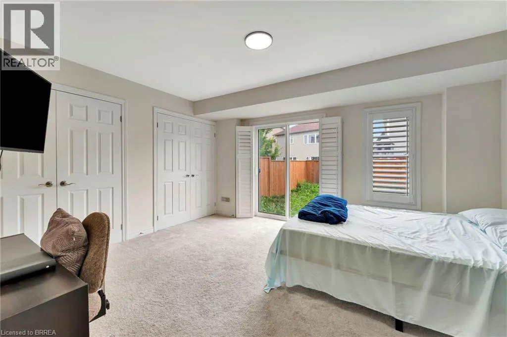 755 LINDEN Drive Unit# 10, #10