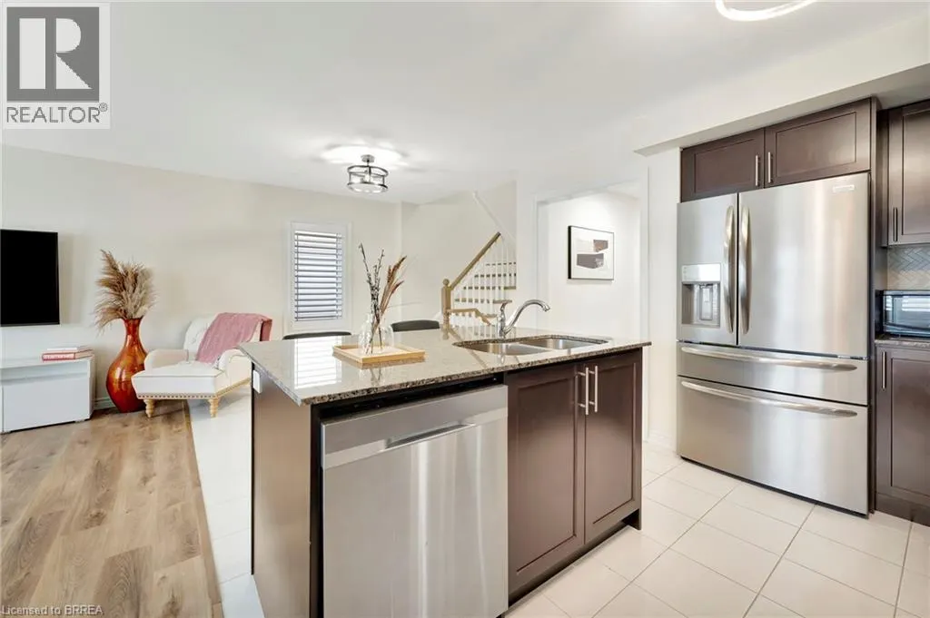 755 LINDEN Drive Unit# 10, #10