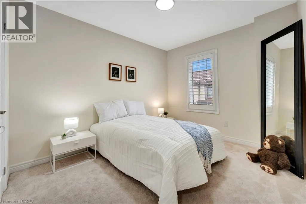 755 LINDEN Drive Unit# 10, #10