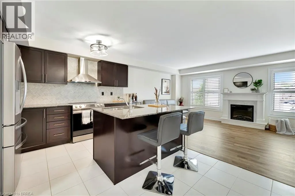 755 LINDEN Drive Unit# 10, #10