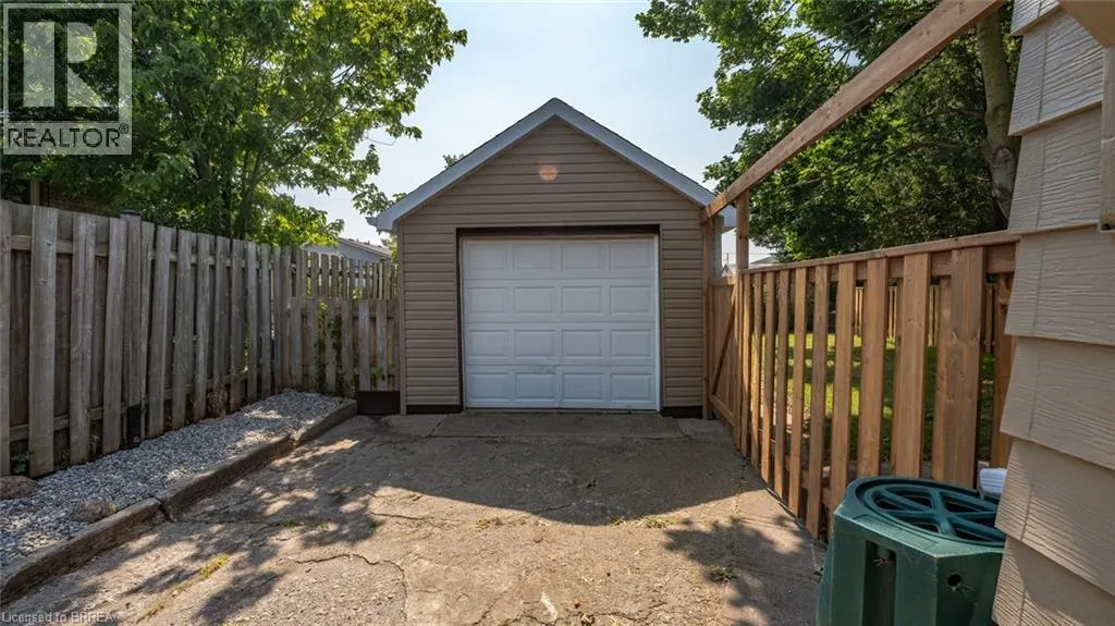 14 MINTERN Avenue