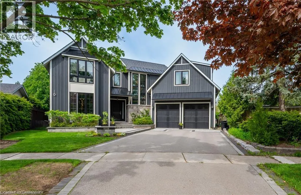 1247 WOOD Place