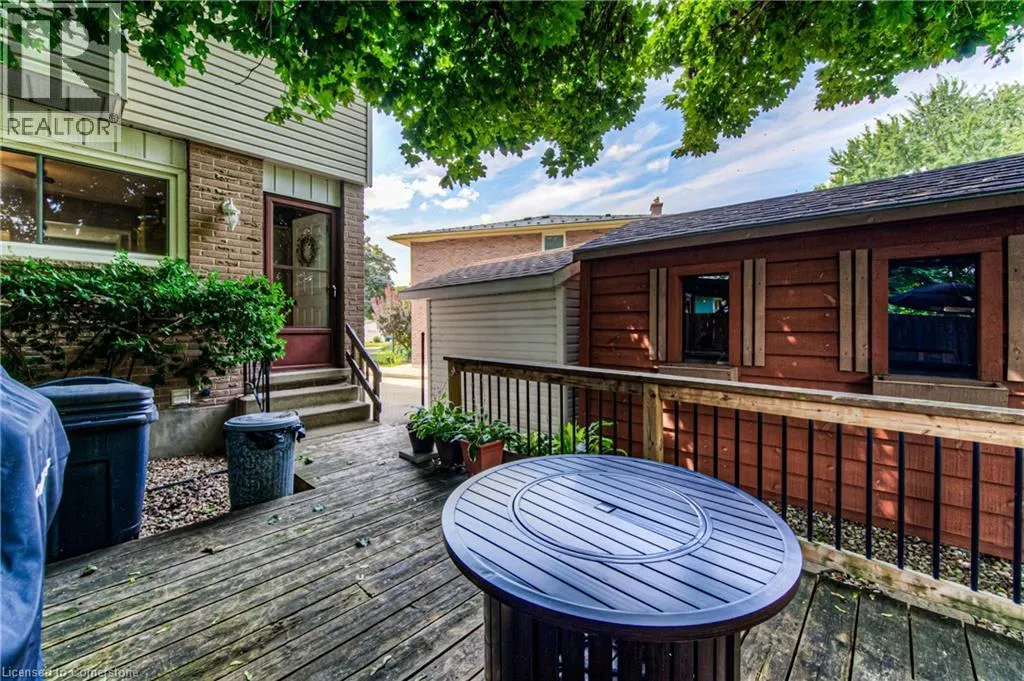60 SHEA Crescent