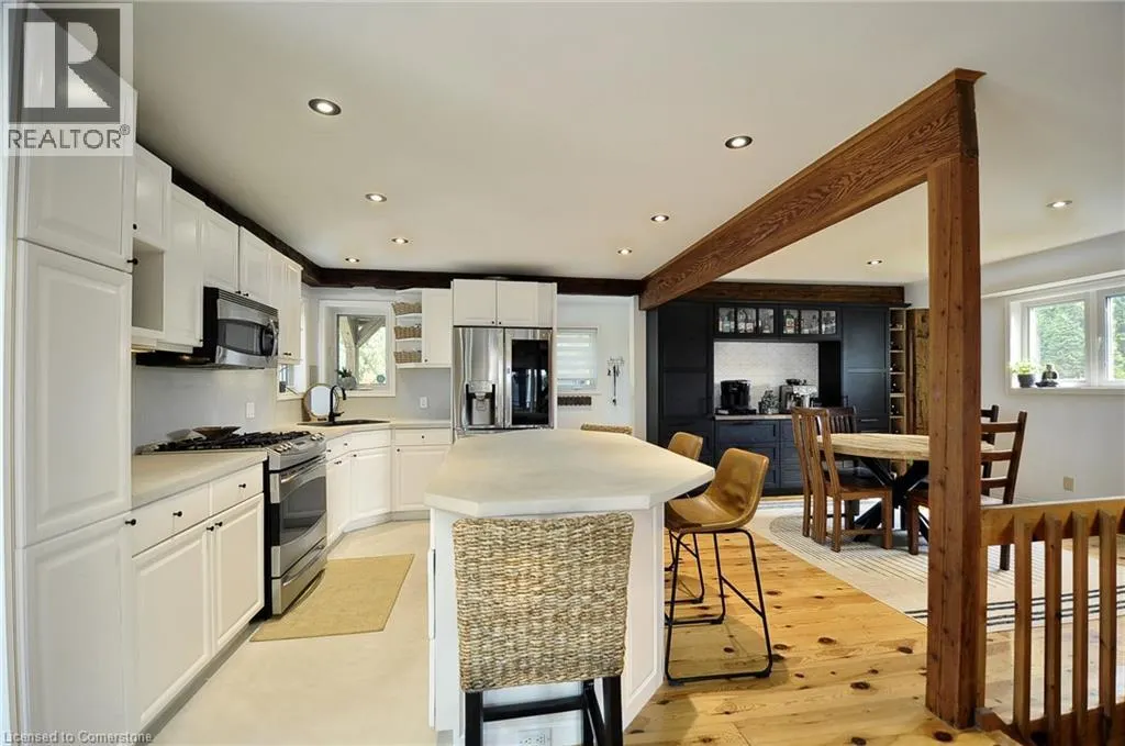 6 LAKE Avenue E