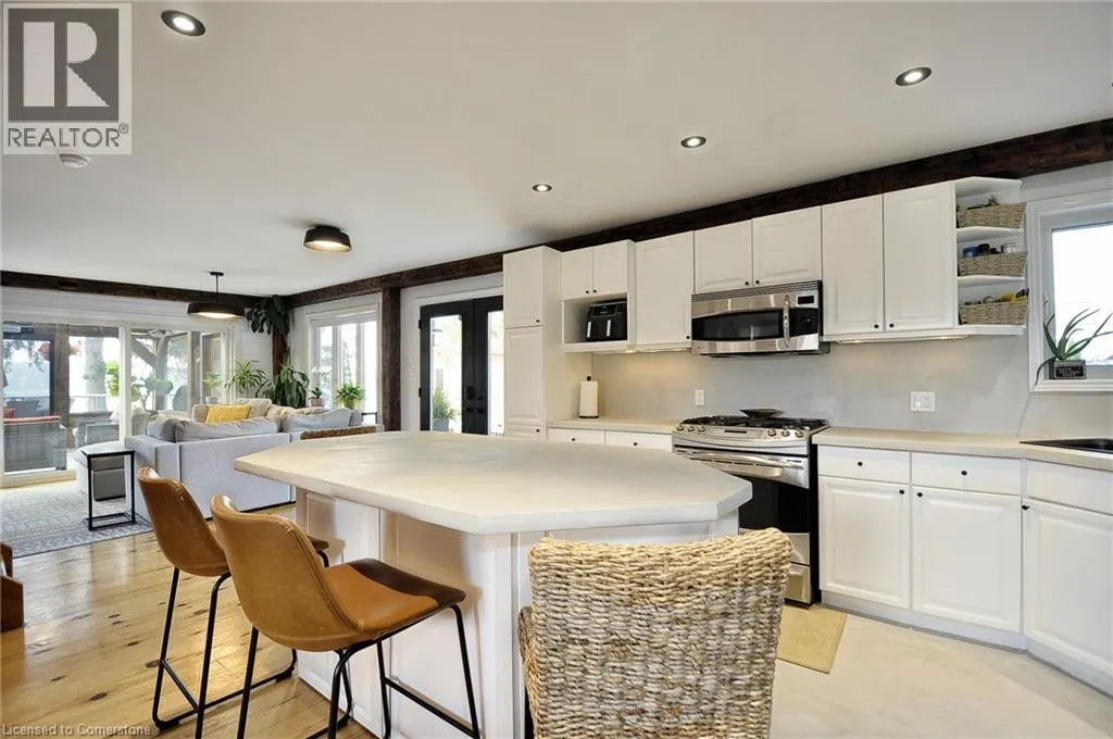 6 LAKE Avenue E