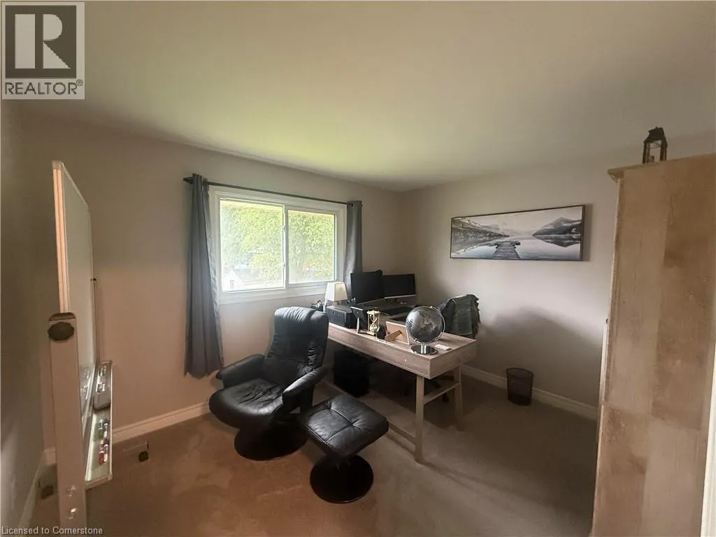 1006 NESBITT Crescent Unit# A, #A