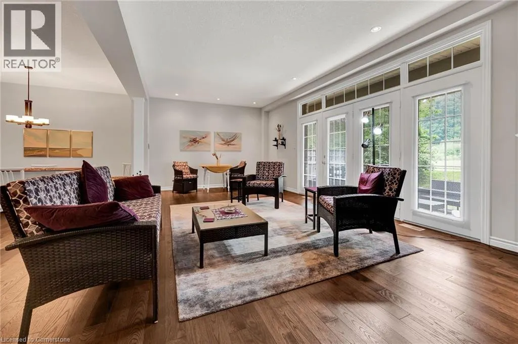 435 WINCHESTER Drive Unit# 22, #22