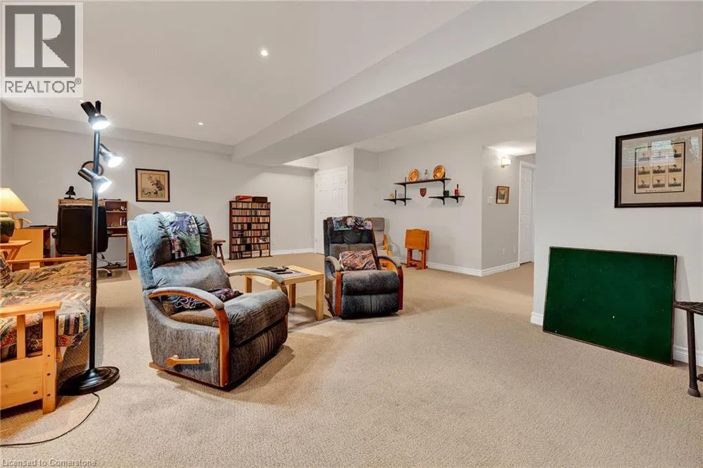 435 WINCHESTER Drive Unit# 22, #22