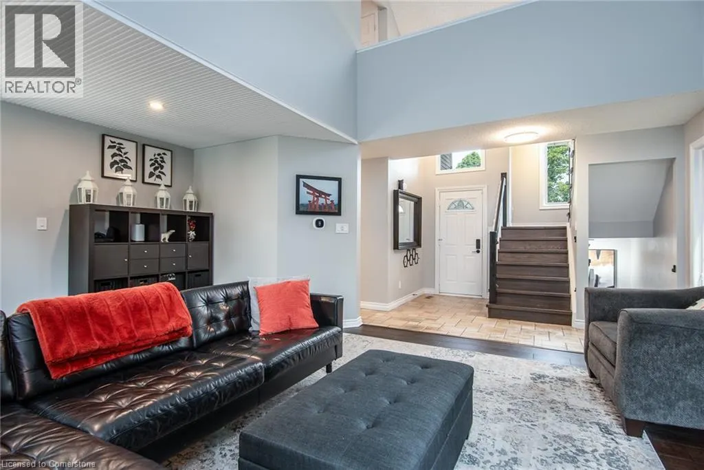 518 BARINGHAM Place