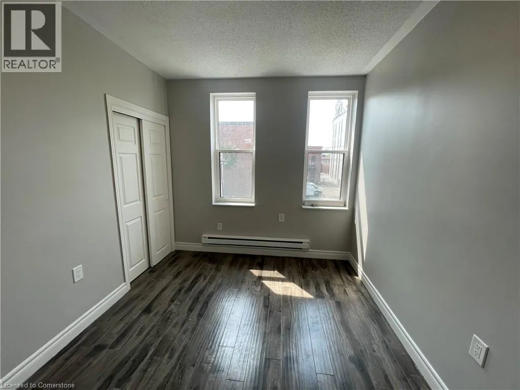 69 EAST MAIN Street Unit# 206, #206