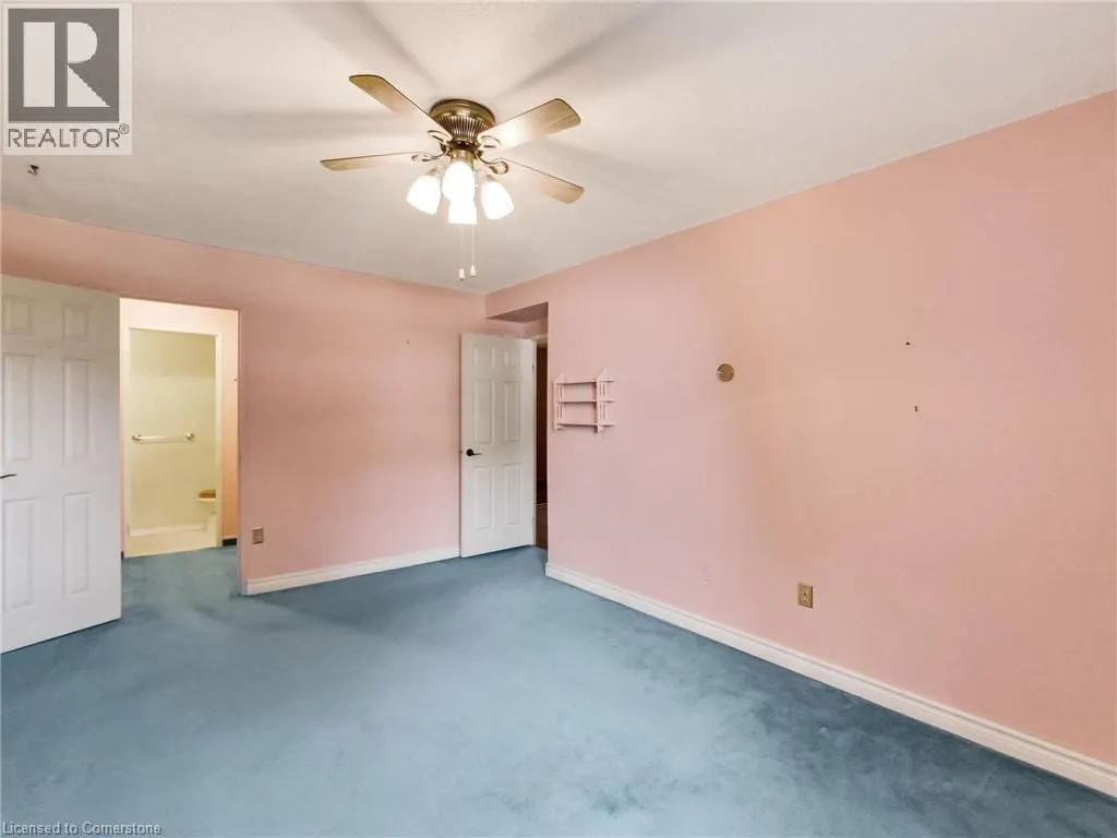 500 GREEN Road Unit# 203, #203