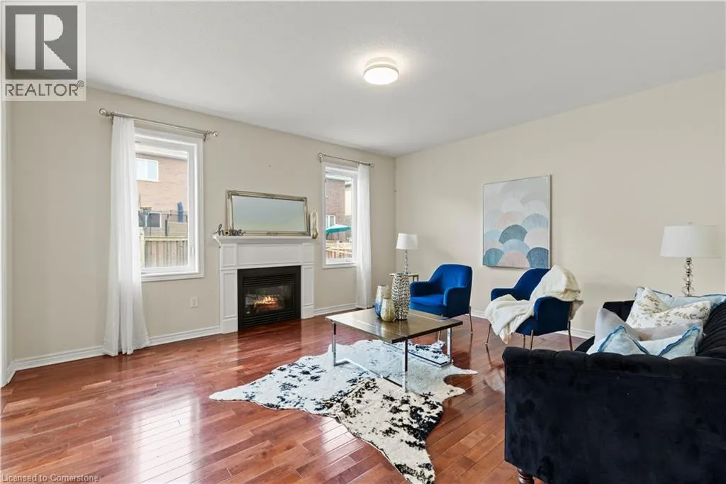 135 RAYMOND Road